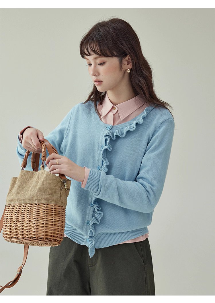 設計感木耳邊連結針織衫女秋季新款純棉長袖上衣,設計感木耳邊連結針織衫女秋季新款純棉長袖上衣,HBEW1096,設計感木耳邊連結針織衫女秋季新款純棉長袖上衣,圓領排扣,全棉面料