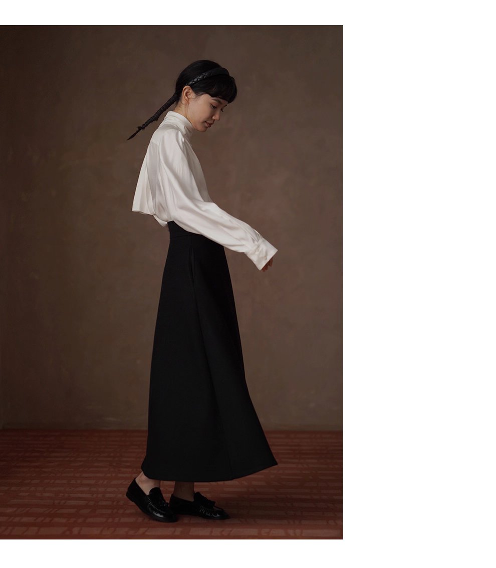 柔光緞面氣質絲滑垂軟襯衫溫柔飄帶設計寬鬆通勤上衣女