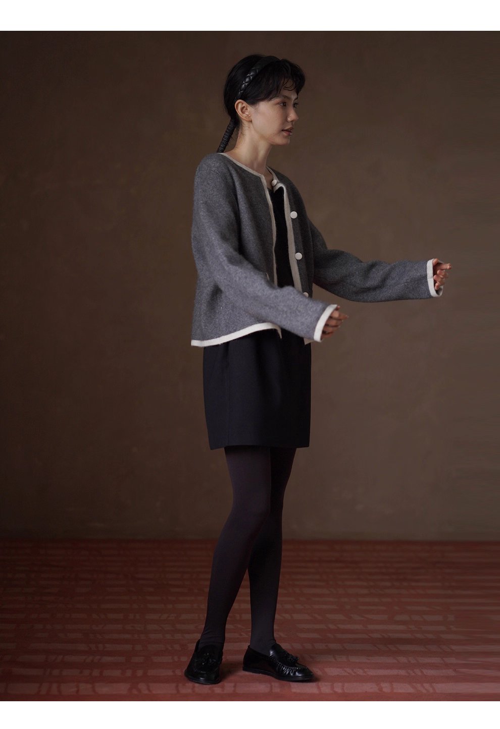 優雅七分袖收腰洋裝微蓬高腰分割顯瘦花苞裙擺小黑裙