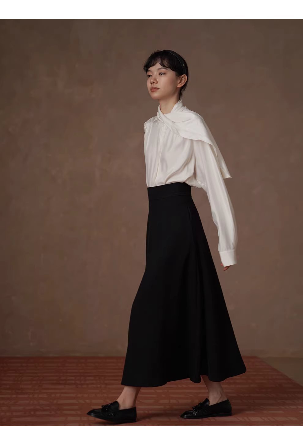 優雅起舞高質斜紋布料A字顯瘦裙擺長通勤高腰半身裙女,優雅起舞高質斜紋布料A字顯瘦裙擺長通勤高腰半身裙女,HBEW2026,優雅起舞高質斜紋布料A字顯瘦裙擺長通勤高腰半身裙女,通勤俐落,斜紋面料