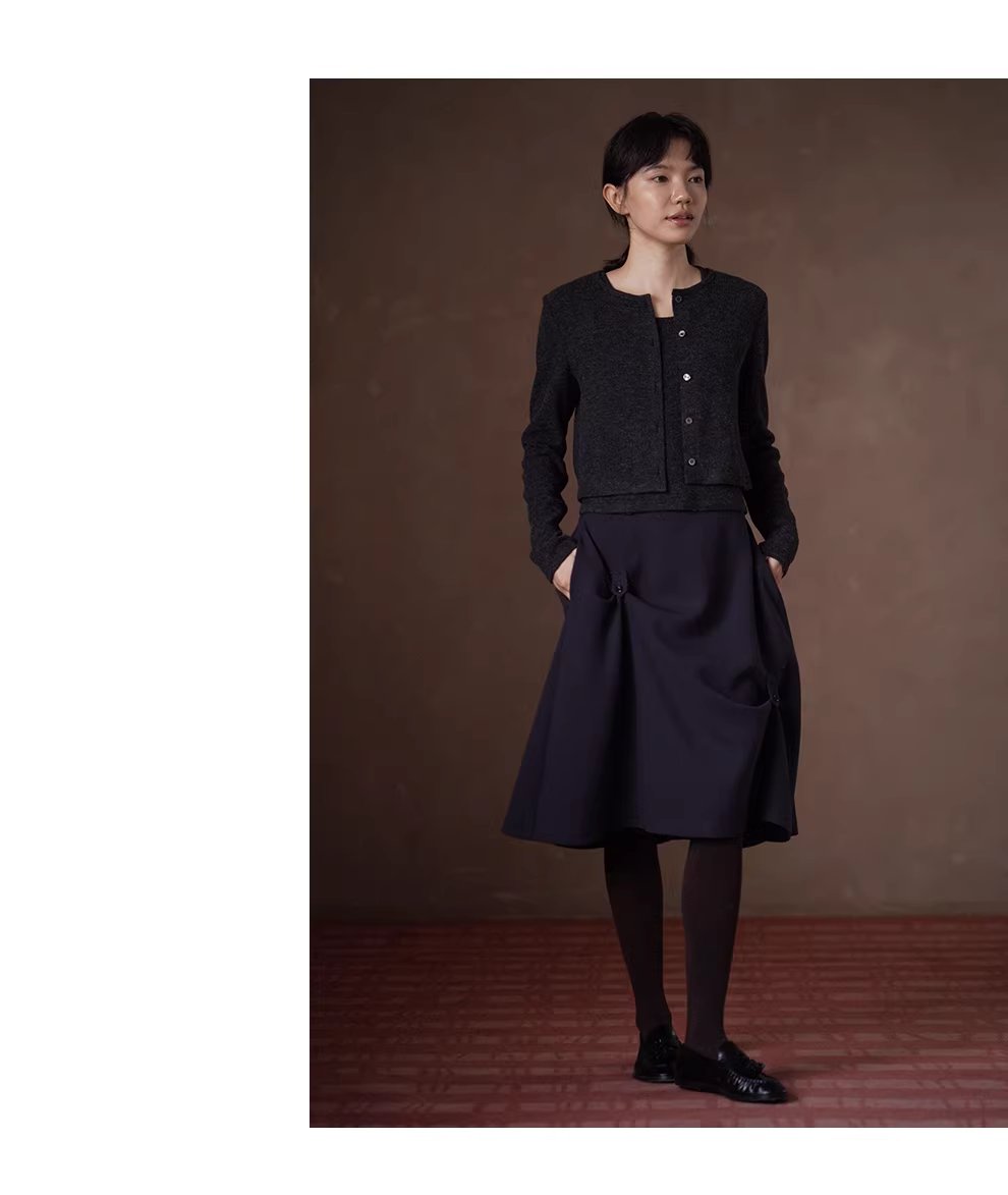 怪誕藝術少女不對稱扣袢扭褶設計高腰顯瘦A字小眾半身裙,怪誕藝術少女不對稱扣袢扭褶設計高腰顯瘦A字小眾半身裙,HBEW2029,怪誕藝術少女不對稱扣袢扭褶設計高腰顯瘦A字小眾半身裙,扣袢設計,A字裙型