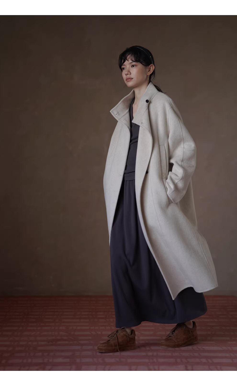 溫柔冬日套裝柔軟抓毛V領氣質合身收腰上衣鬆緊高腰半裙,溫柔冬日套裝柔軟抓毛V領氣質合身收腰上衣鬆緊高腰半裙,HBEW7060,溫柔冬日套裝柔軟抓毛V領氣質合身收腰上衣鬆緊高腰半裙,兩件式套裝,抓褶設計