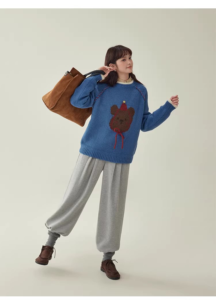 克萊因藍圓領羊毛長袖小熊毛衣女冬新款寬鬆減齡上衣,克萊因藍圓領羊毛長袖小熊毛衣女冬新款寬鬆減齡上衣,HBEW1148,克萊因藍圓領羊毛長袖小熊毛衣女冬新款寬鬆減齡上衣,童趣針織,羊毛混紡