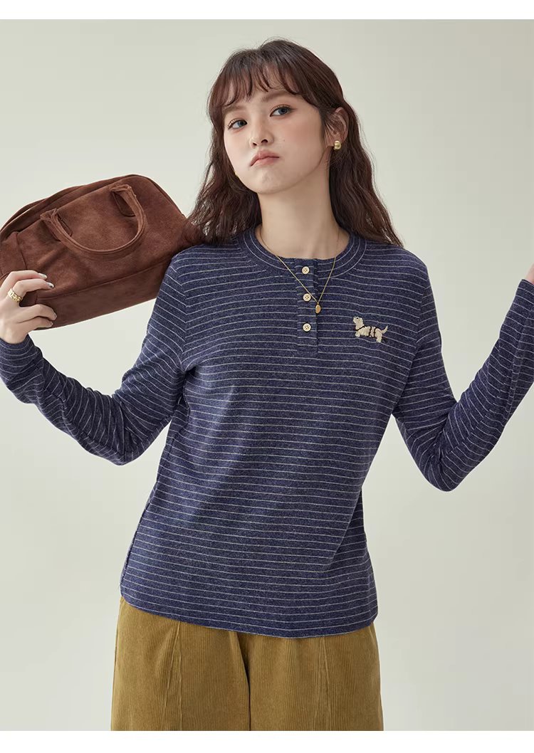 色織絨感繡花條紋T恤女冬新款寬鬆長袖內搭上衣,色織絨感繡花條紋T恤女冬新款寬鬆長袖內搭上衣,HBEW1194,色織絨感繡花條紋T恤女冬新款寬鬆長袖內搭上衣,條紋造型,絨感面料