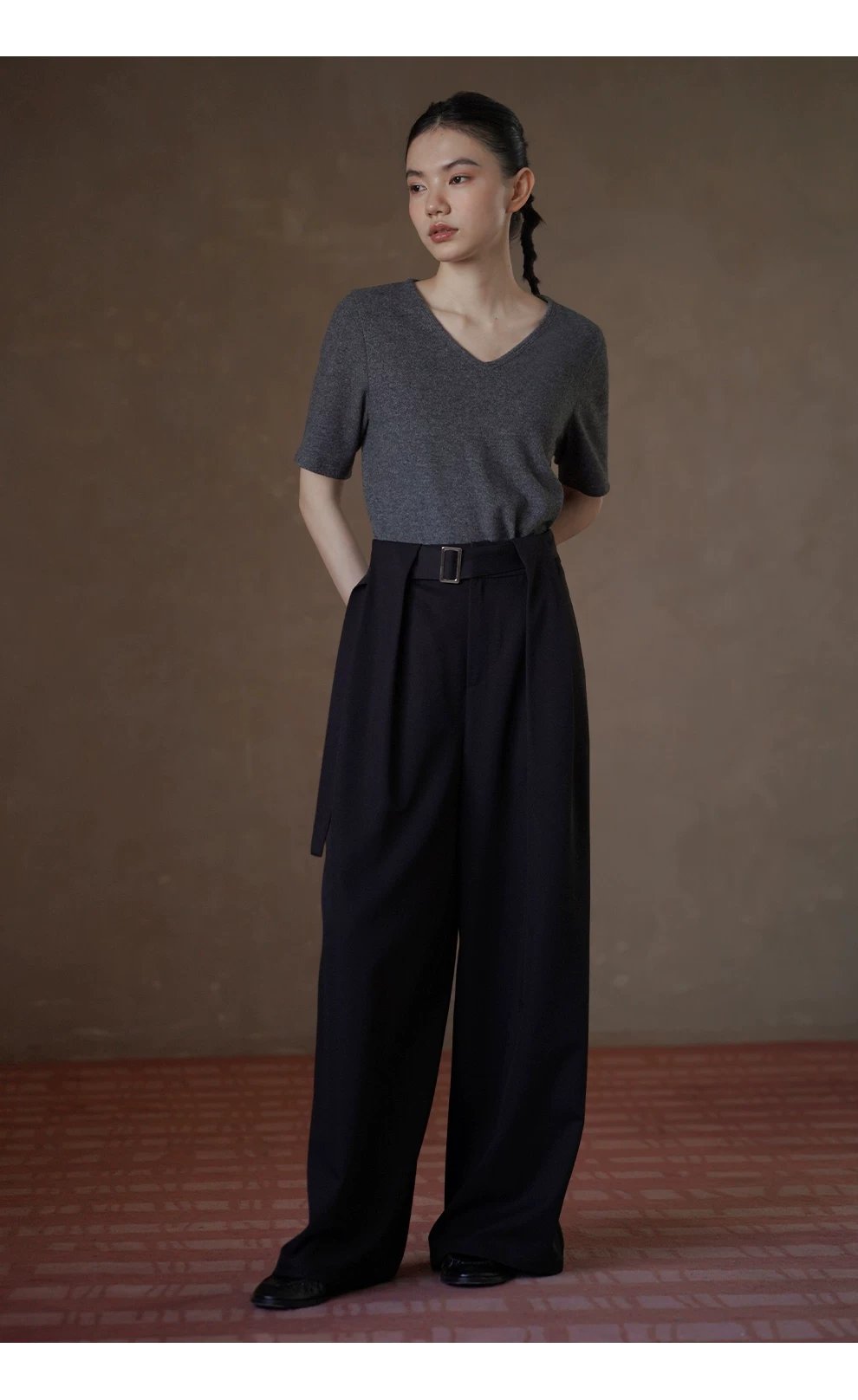 軟糯雲感T恤微寬鬆彈性V領基礎款不挑人百搭短袖上衣女,軟糯雲感T恤微寬鬆彈性V領基礎款不挑人百搭短袖上衣女,HBFS1027,軟糯雲感T恤微寬鬆彈性V領基礎款不挑人百搭短袖上衣女,貼身不悶,耐穿抗皺