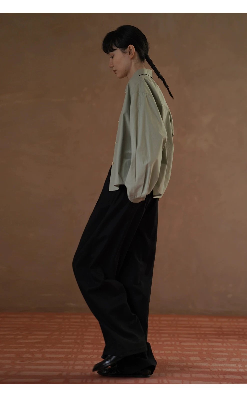 柔軟水洗100棉簡約寬鬆顯瘦抽褶收腰設計翻領通勤襯衫女,柔軟水洗100棉簡約寬鬆顯瘦抽褶收腰設計翻領通勤襯衫女,HBFS1032,柔軟水洗100棉簡約寬鬆顯瘦抽褶收腰設計翻領通勤襯衫女,透氣柔軟,抽褶立體