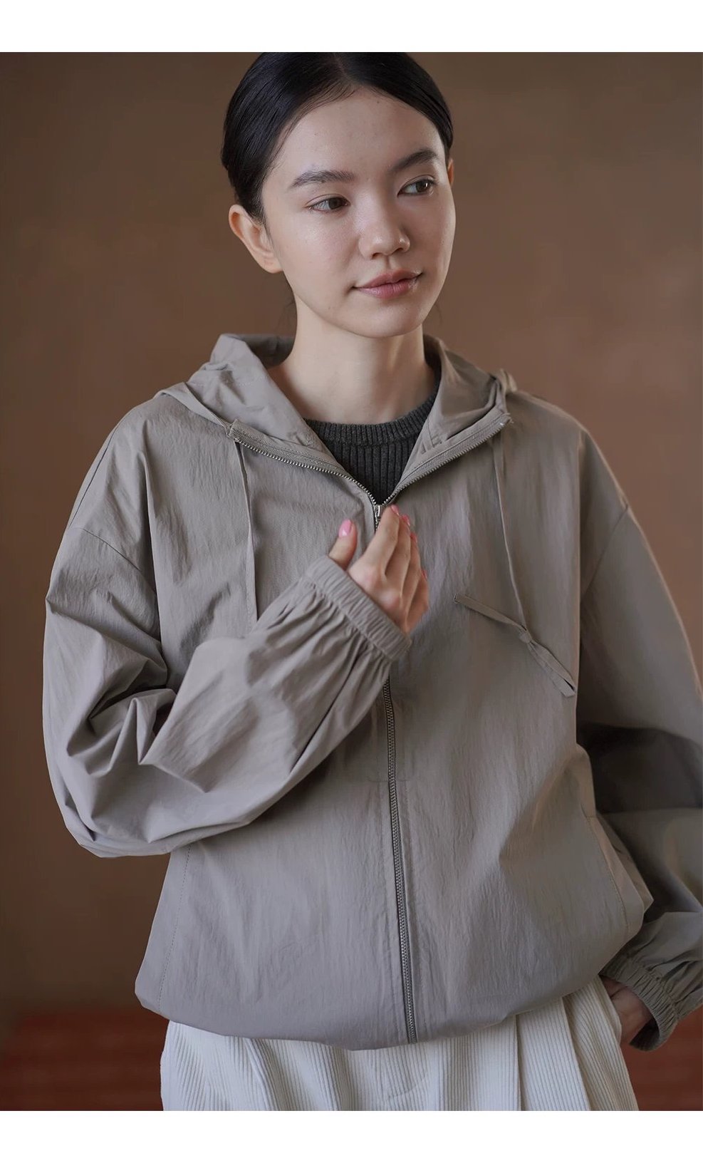 健行溯溪無負擔輕戶外透氣寬鬆H版型顯瘦連帽沖風衣外套,健行溯溪無負擔輕戶外透氣寬鬆H版型顯瘦連帽沖風衣外套,HBFS5004,健行溯溪無負擔輕戶外透氣寬鬆H版型顯瘦連帽沖風衣外套,身型友善,抽繩戶外