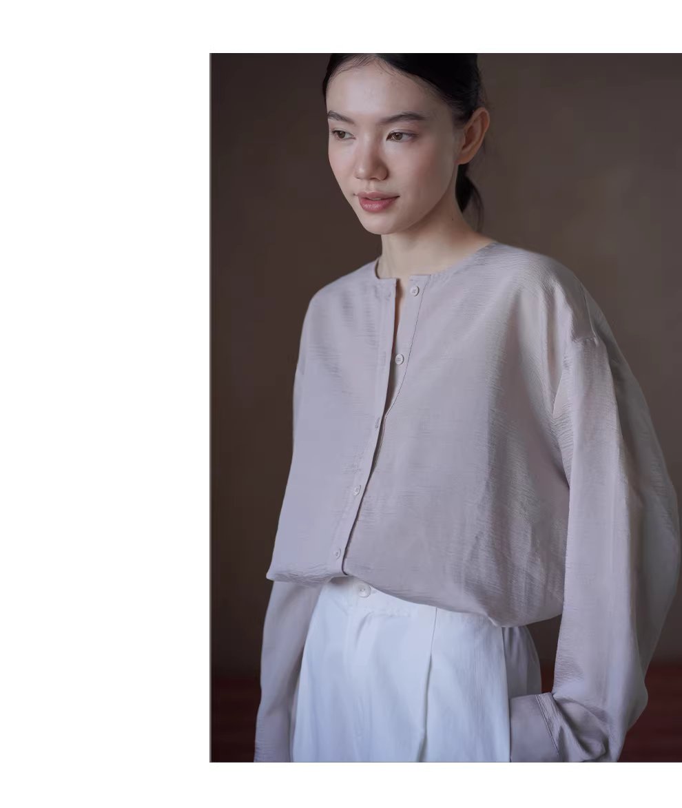 白櫻裊裊微亮光澤肌理感寬鬆顯瘦圓領通勤簡約長袖襯衫,白櫻裊裊微亮光澤肌理感寬鬆顯瘦圓領通勤簡約長袖襯衫,HBFS1058,白櫻裊裊微亮光澤肌理感寬鬆顯瘦圓領通勤簡約長袖襯衫,圓領排扣,親膚柔軟