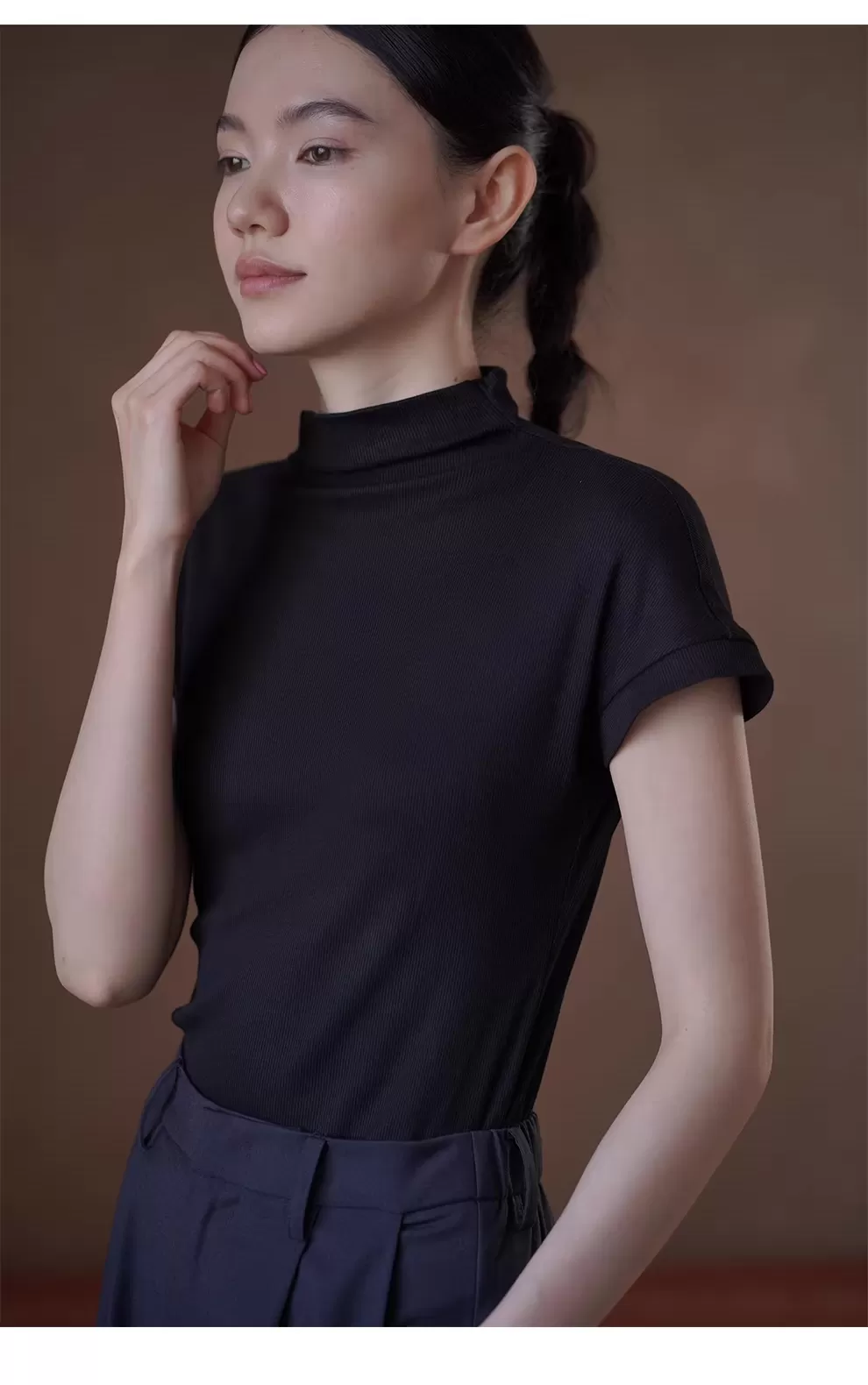 氣質up高彈塑形合身半高領小飛袖基本款顯瘦軟垂通勤T恤,氣質up高彈塑形合身半高領小飛袖基本款顯瘦軟垂通勤T恤,HBFS1060,氣質up高彈塑形合身半高領小飛袖基本款顯瘦軟垂通勤T恤,半高領,修身版型