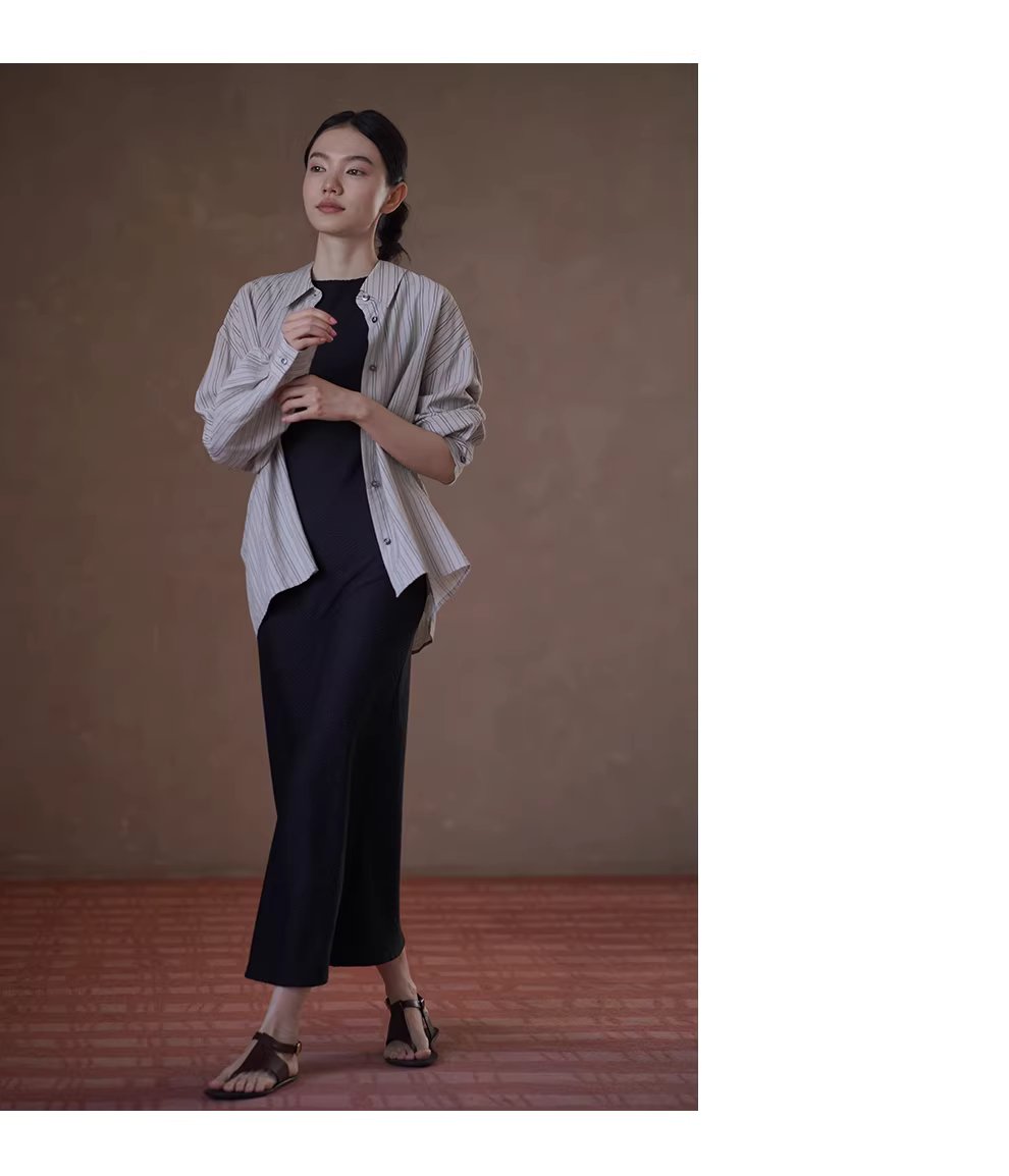 超模氣質洋裝顯瘦斜紋肌理圓領直筒合身無袖小黑裙女,超模氣質洋裝顯瘦斜紋肌理圓領直筒合身無袖小黑裙女,HBFS7026,超模氣質洋裝顯瘦斜紋肌理圓領直筒合身無袖小黑裙女,微彈柔滑,一字領剪裁