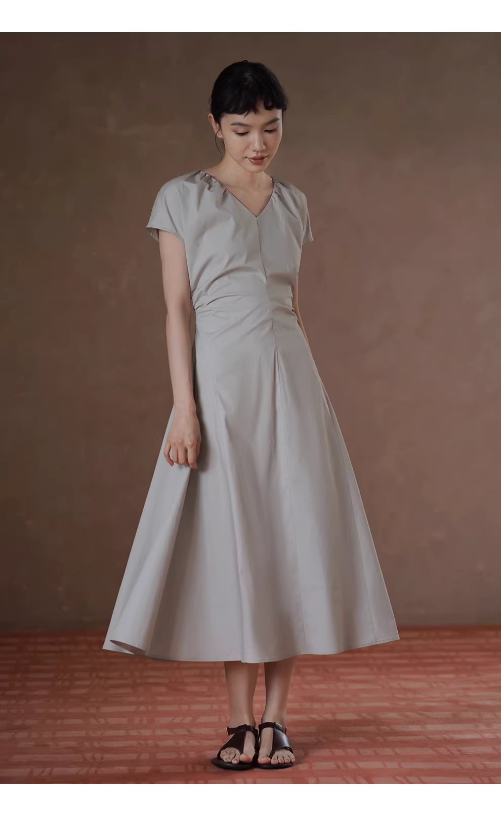 煙雨朦朧氣質洋裝V領捏褶收腰顯瘦立體分割洋裝女,煙雨朦朧氣質洋裝V領捏褶收腰顯瘦立體分割洋裝女,HBFS7038,煙雨朦朧氣質洋裝V領捏褶收腰顯瘦立體分割洋裝女,純棉親膚,高級慵懶