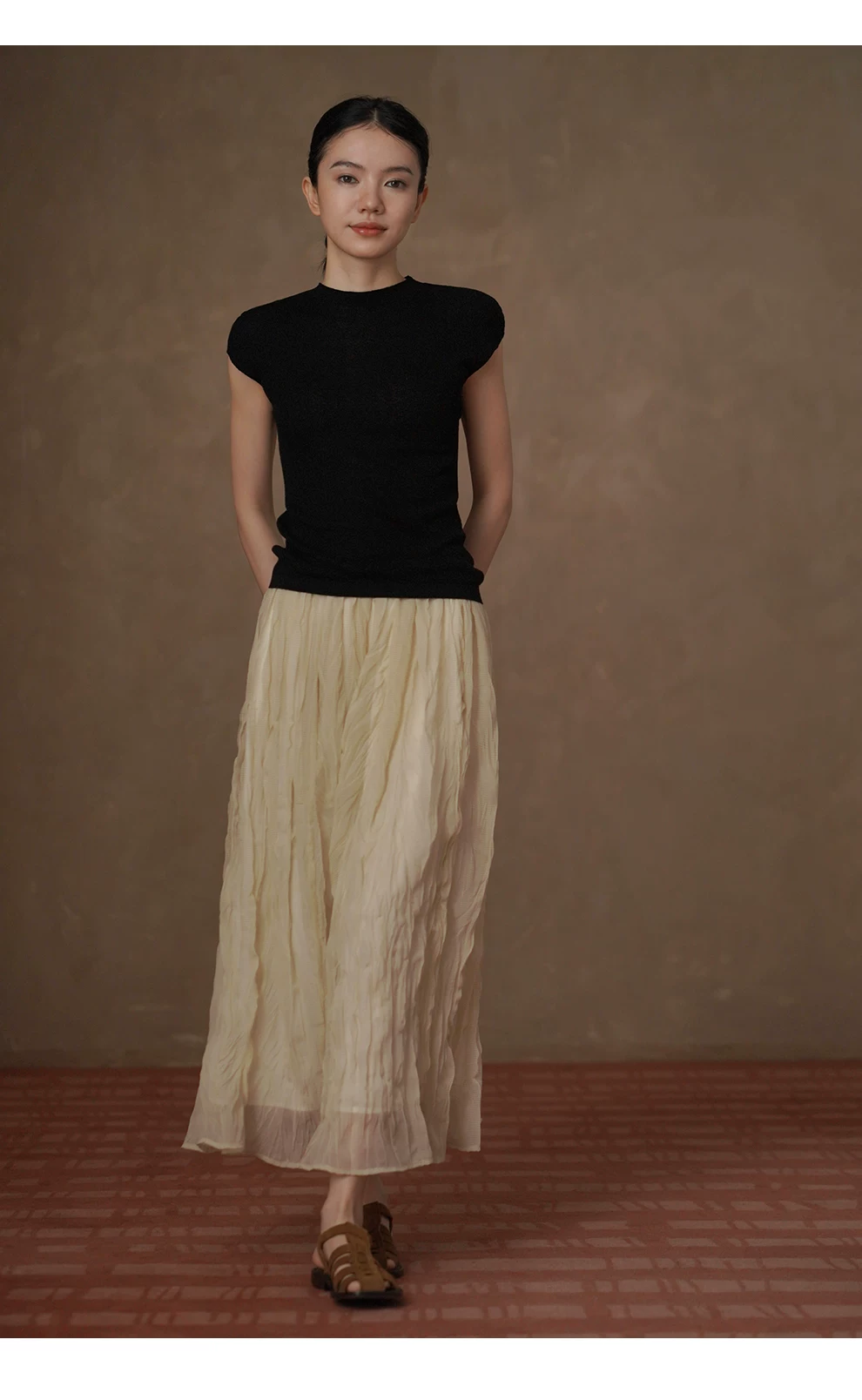 靈動紗華半身裙特殊格紋肌理褶皺工藝高腰顯瘦氛圍裙,靈動紗華半身裙特殊格紋肌理褶皺工藝高腰顯瘦氛圍裙,HBFS2019,靈動紗華半身裙特殊格紋肌理褶皺工藝高腰顯瘦氛圍裙,飄逸靈動,簡約大方