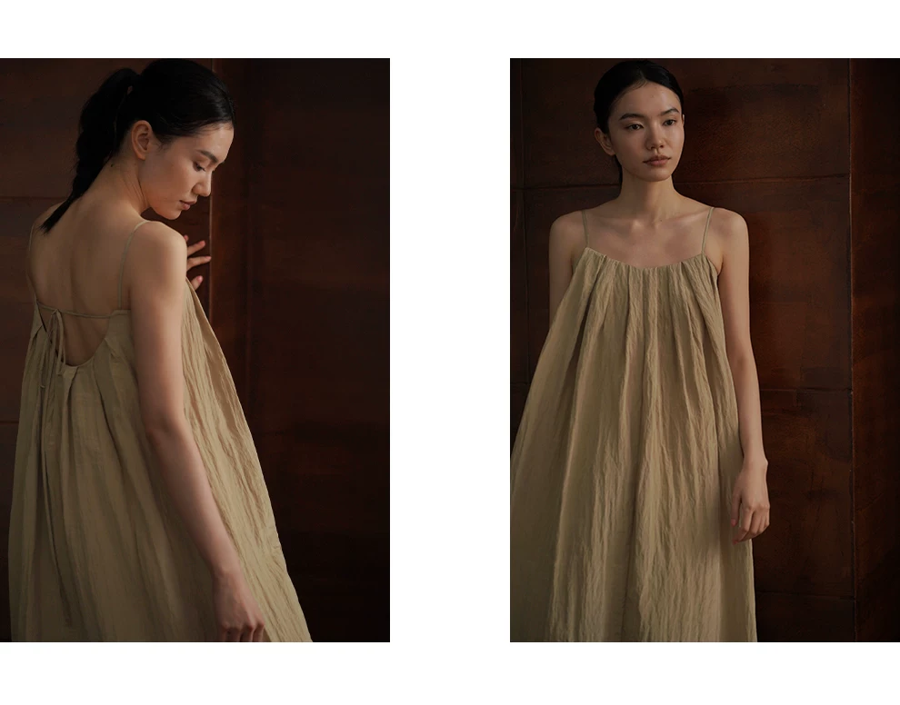 枯葉蝴蝶高訂壓皺工藝肌理感寬鬆A字顯瘦飄逸吊帶洋裝,枯葉蝴蝶高訂壓皺工藝肌理感寬鬆A字顯瘦飄逸吊帶洋裝,HBFS7046,枯葉蝴蝶高訂壓皺工藝肌理感寬鬆A字顯瘦飄逸吊帶洋裝,壓皺紋理,調節肩帶