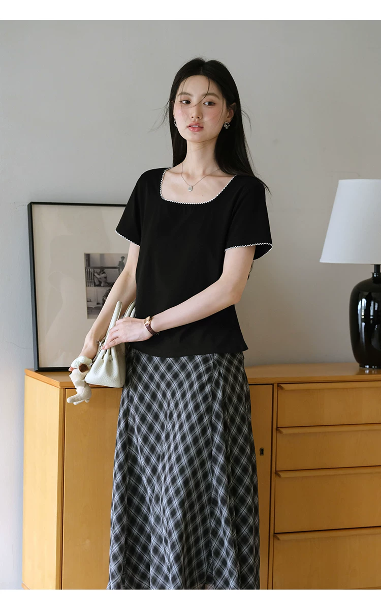 胖mm大尺碼女裝方領正肩短袖T恤女2026新款夏季法式黑色上衣,胖mm大尺碼女裝方領正肩短袖T恤女2026新款夏季法式黑色上衣,HBFS1167,胖mm大尺碼女裝方領正肩短袖T恤女2026新款夏季法式黑色上衣,方領設計,撞色拼接
