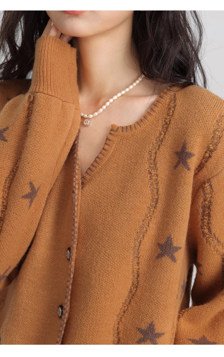 設計感毛衣女外套胖mm顯瘦針織衫開衫,設計感毛衣女外套胖mm顯瘦針織衫開衫秋冬內搭打底上衣,HBEW5987,設計感毛衣女外套胖mm顯瘦針織衫開衫,V領排扣,星星針織