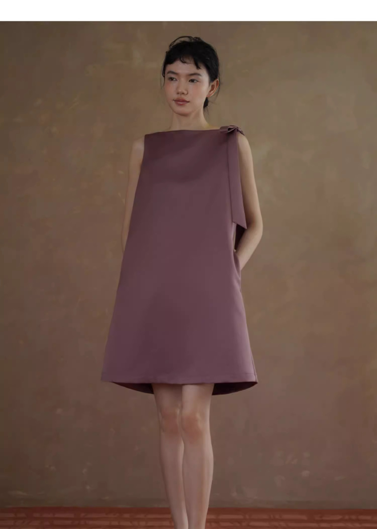 冷萃玫瑰洋裝顯白光澤綢感蝴蝶結無袖A字顯瘦背心裙女