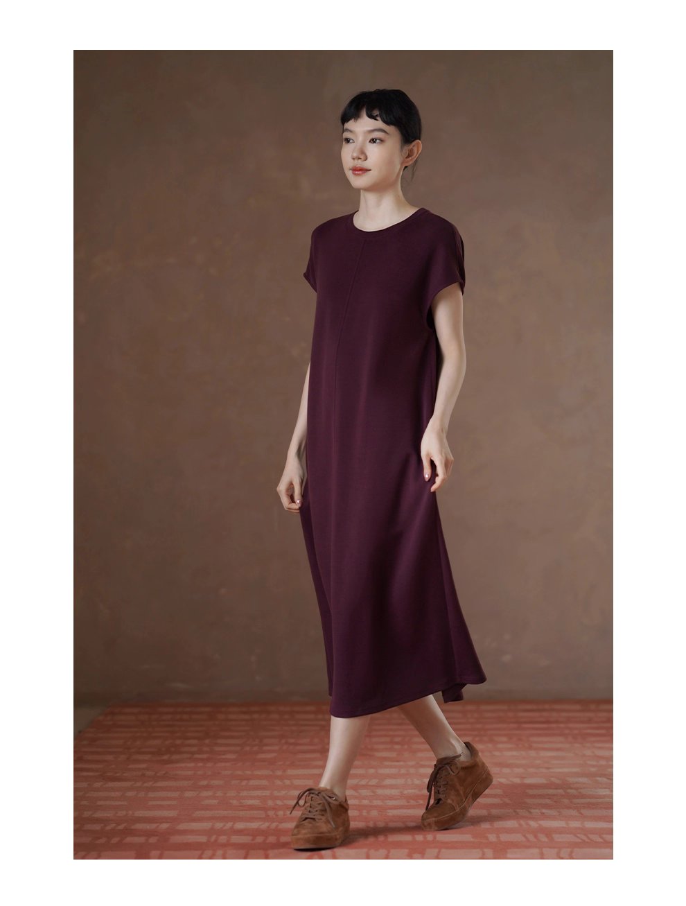 桑葚莊園超正顯白軟糯空氣感圓領直筒顯瘦寬鬆長洋裝