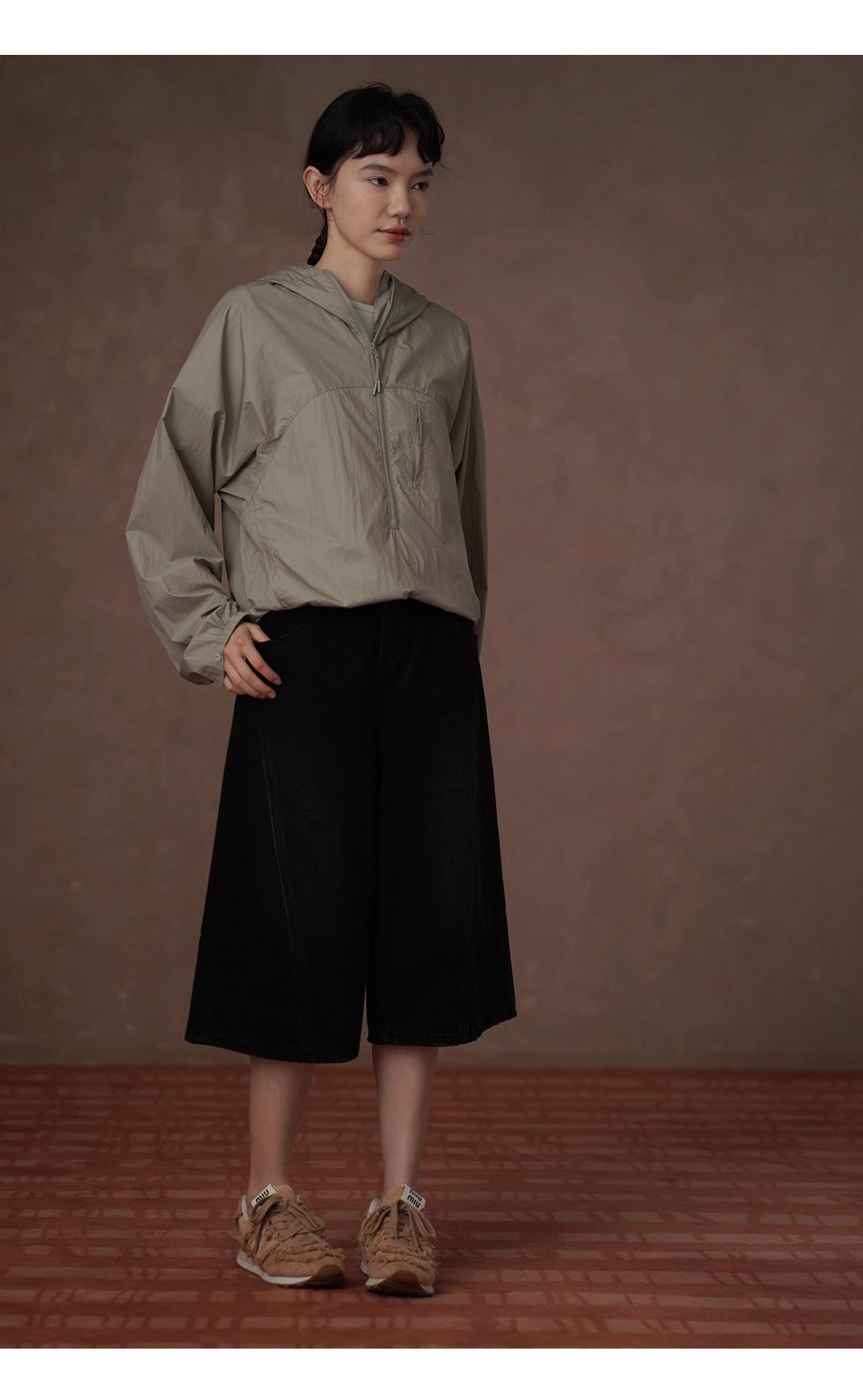 輕薄海苔工裝輕戶外上衣透氣寬鬆顯瘦拉鍊連帽沖風衣女