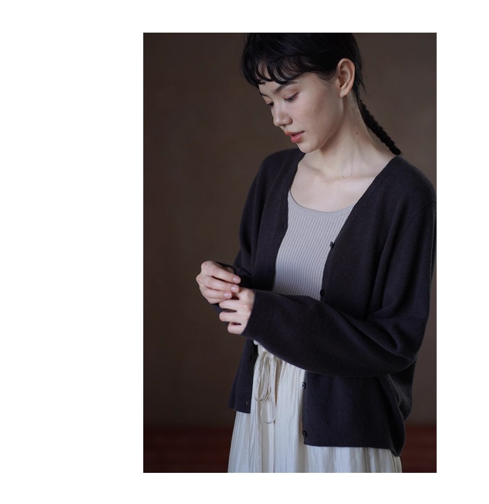 內外兼修蓬鬆軟糯100綿羊毛寬鬆V領顯瘦針織通勤外套女