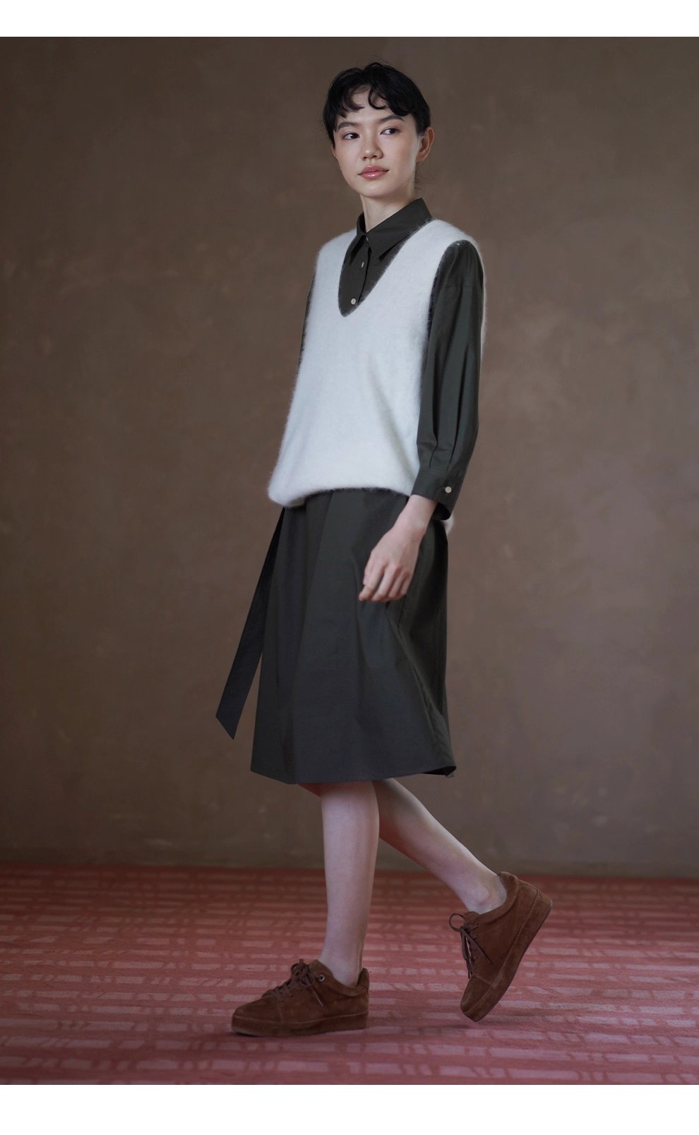 都會松柏水洗柔軟100棉隨性通勤寬鬆顯瘦腰帶襯衫洋裝