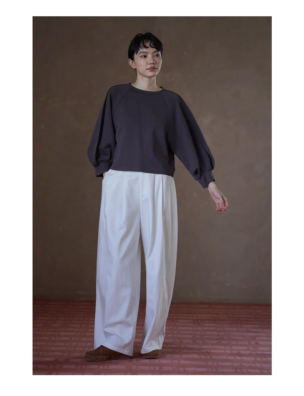 顯瘦遮肉輪廓立體燈籠剪裁插肩袖圓領上衣寬鬆休閒T恤女