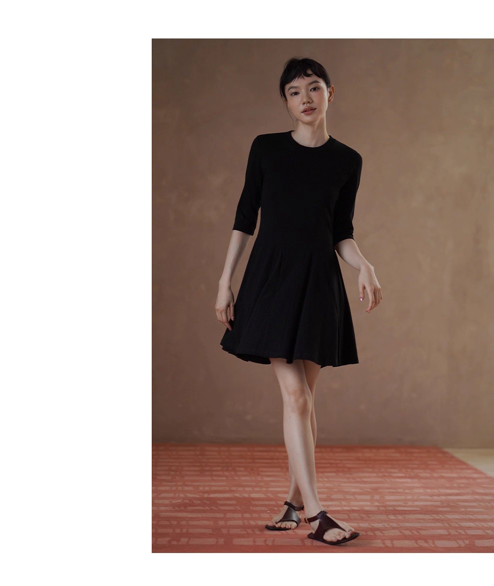 百穿不膩經典小黑裙彈性合身顯瘦收腰A字下擺短洋裝