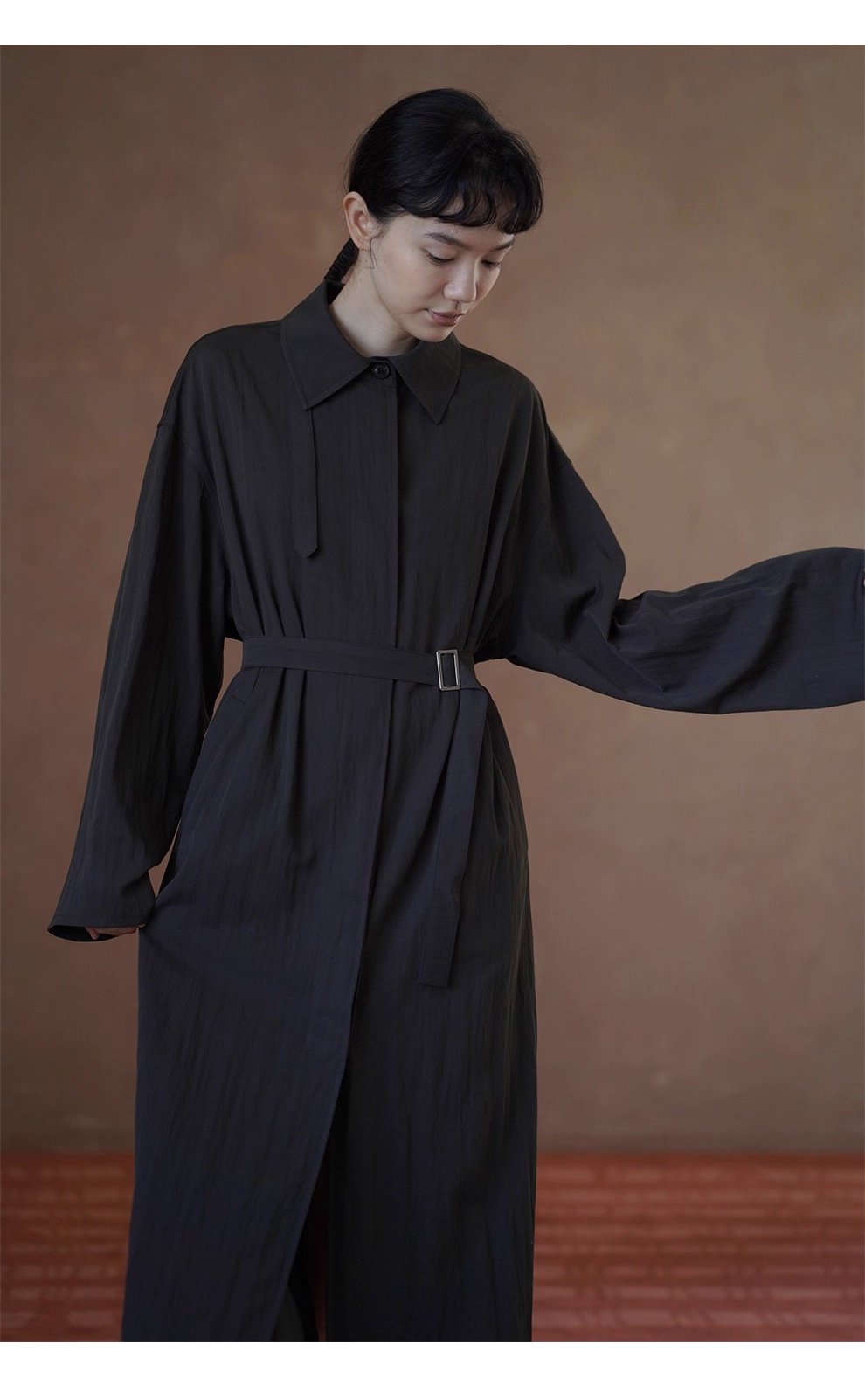 晚潮綠波風衣洋裝微皺肌理感寬鬆腰帶顯瘦通勤外套女