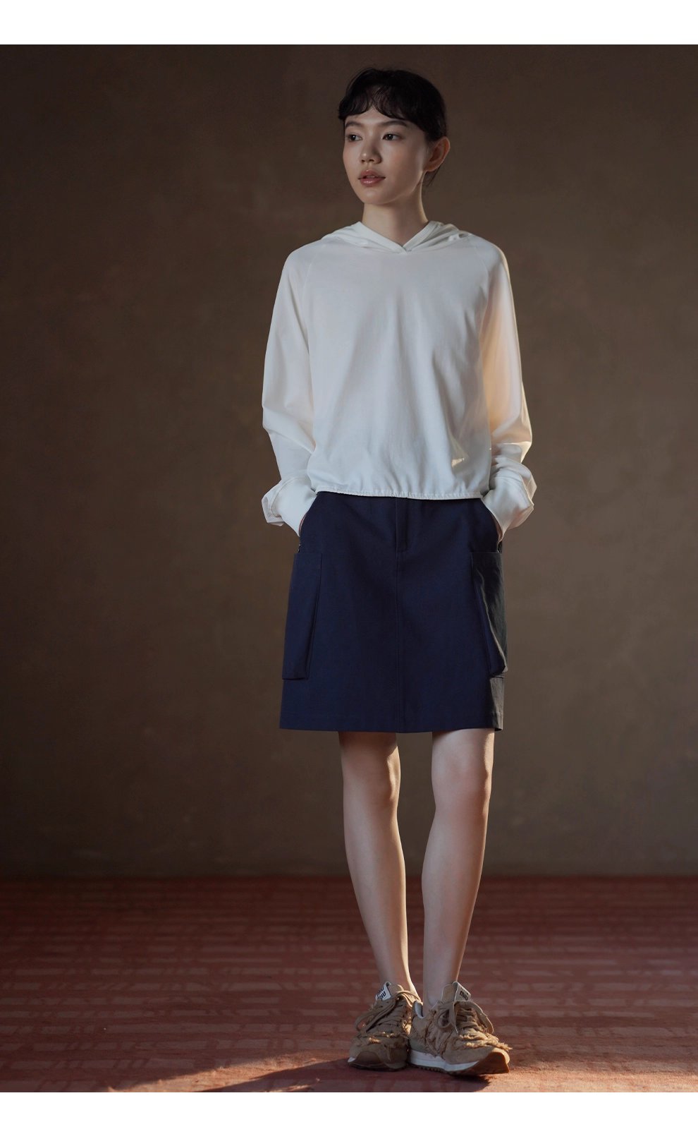 100棉垂軟寬鬆顯瘦連帽休閒長袖上衣可調整下擺T恤內搭