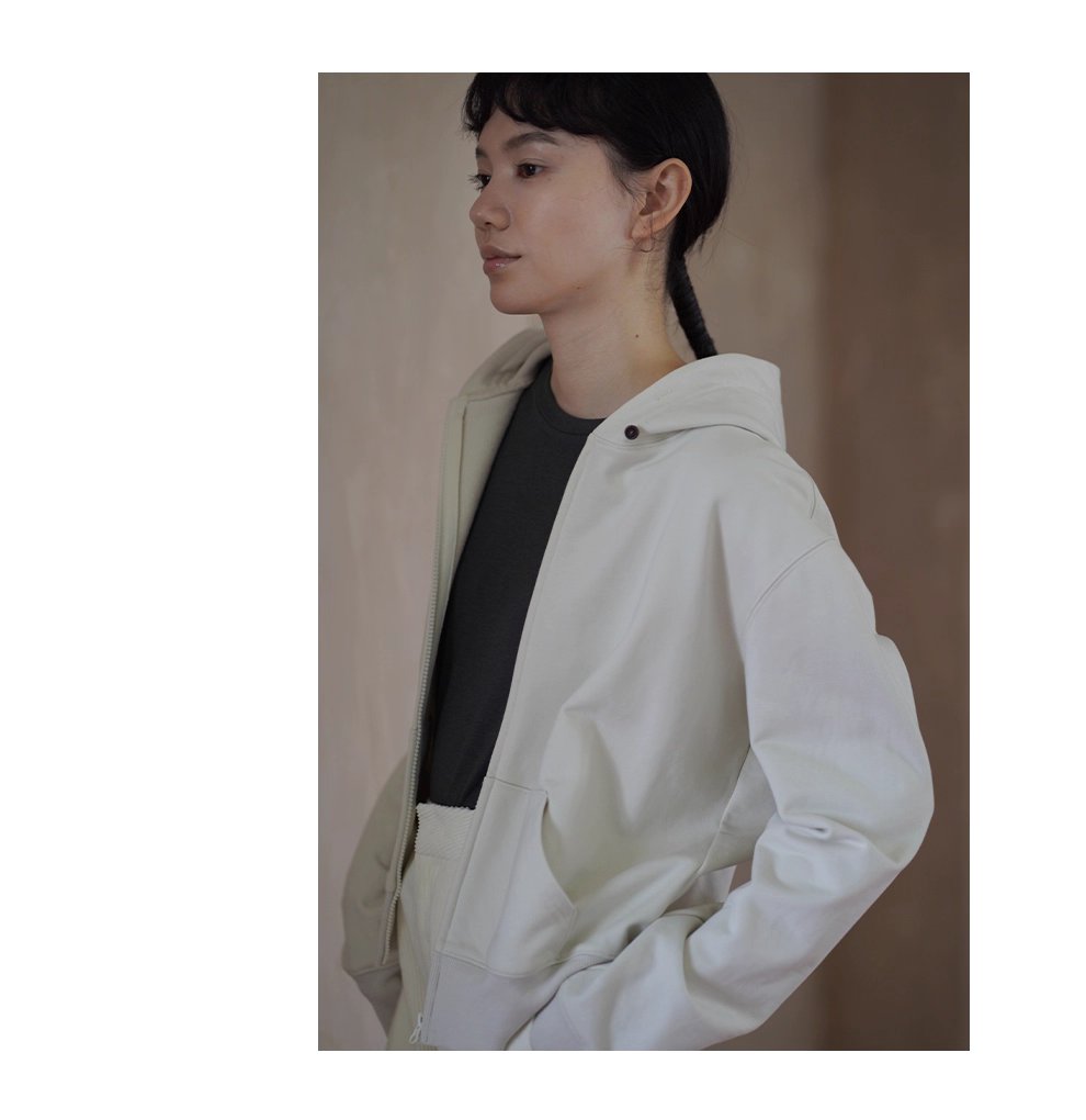 輕鬆休閒高克重親膚100棉針織衛衣布料連帽短版顯瘦外套