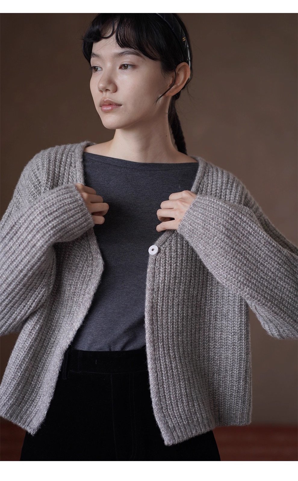 立體復古粗棒針織毛衣高比例羊毛混紡柔軟氛圍V領短外套