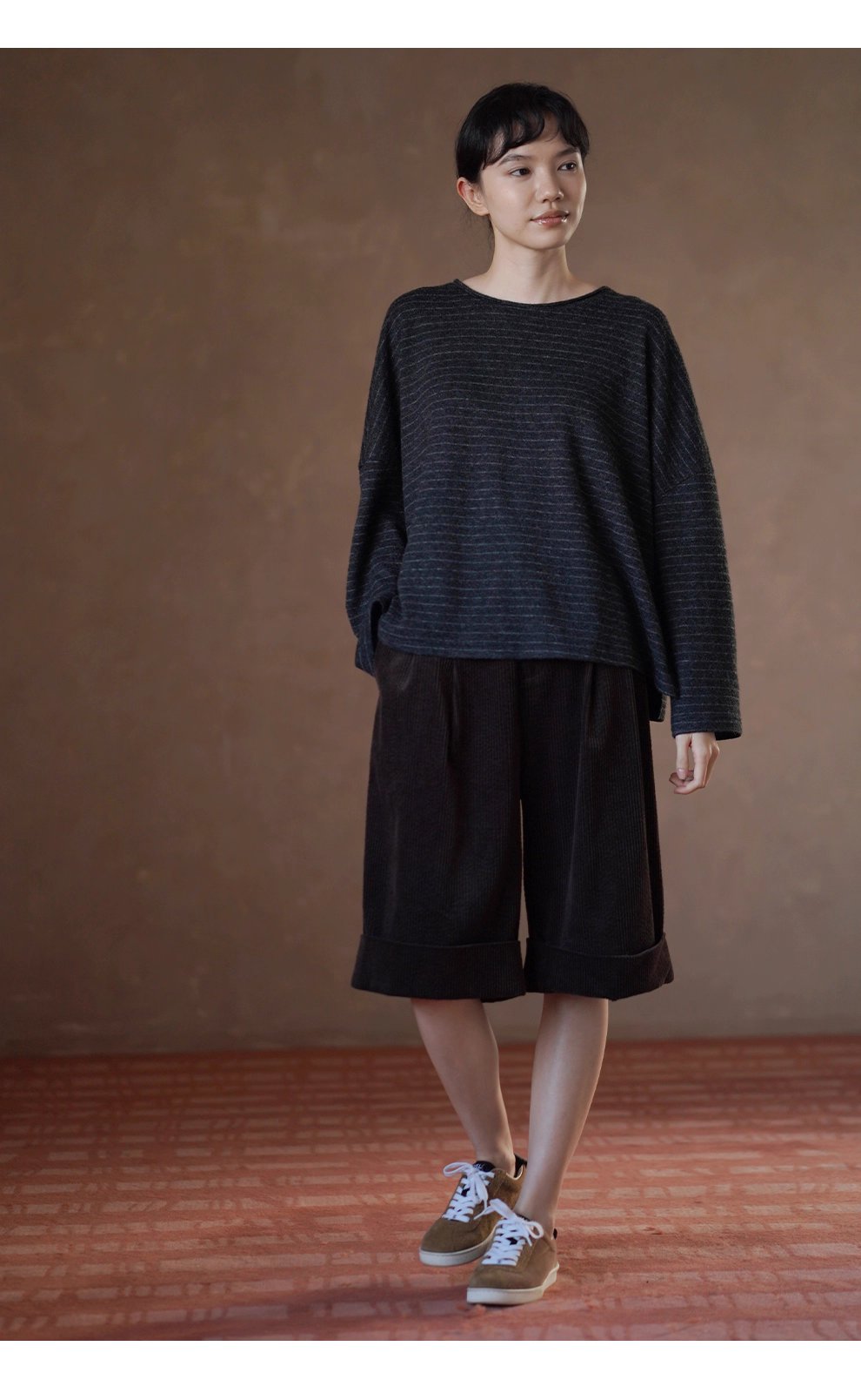 圖紙黑灰白條紋長袖軟糯羊毛混紡基礎寬鬆落肩顯瘦T恤女