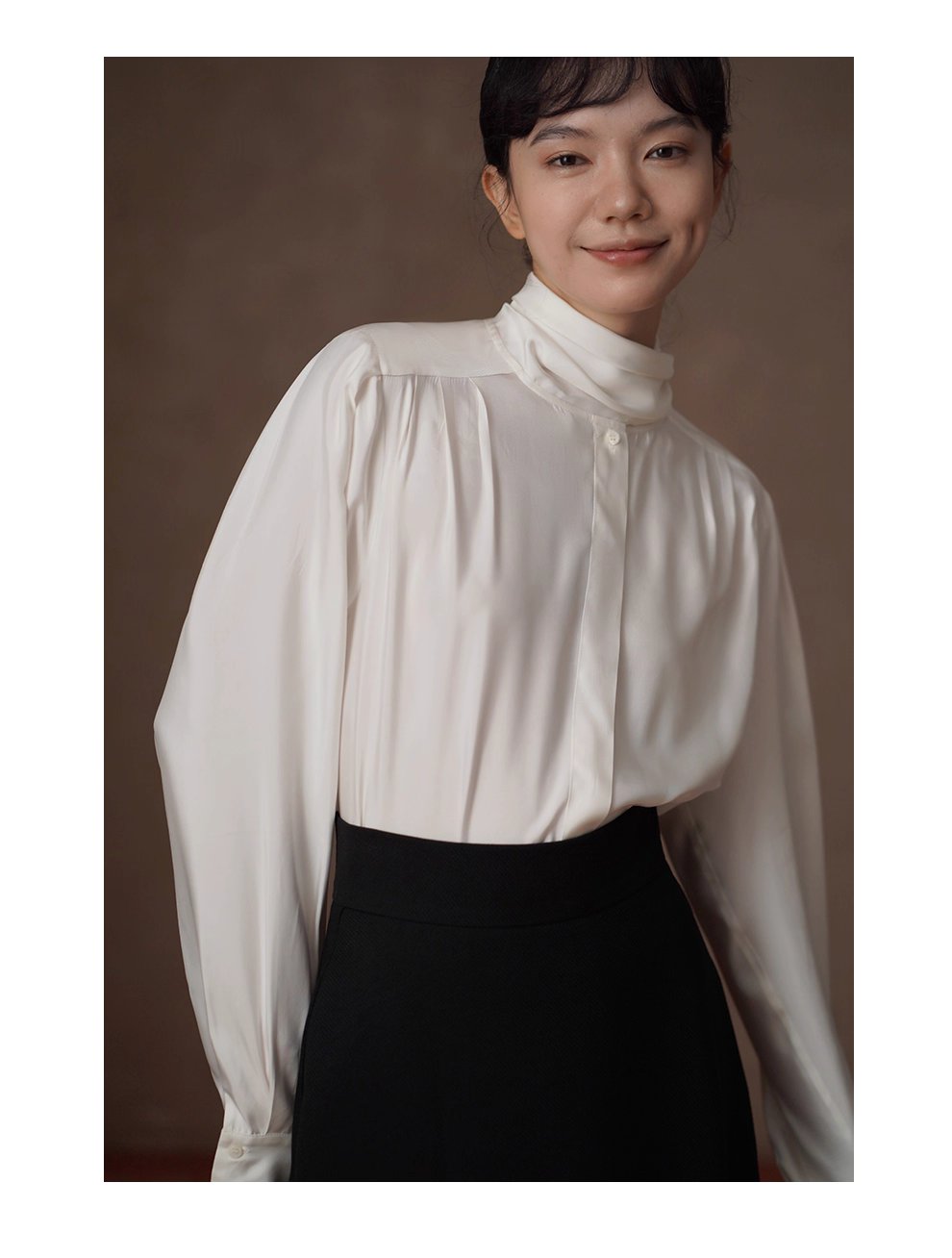 柔光緞面氣質絲滑垂軟襯衫溫柔飄帶設計寬鬆通勤上衣女