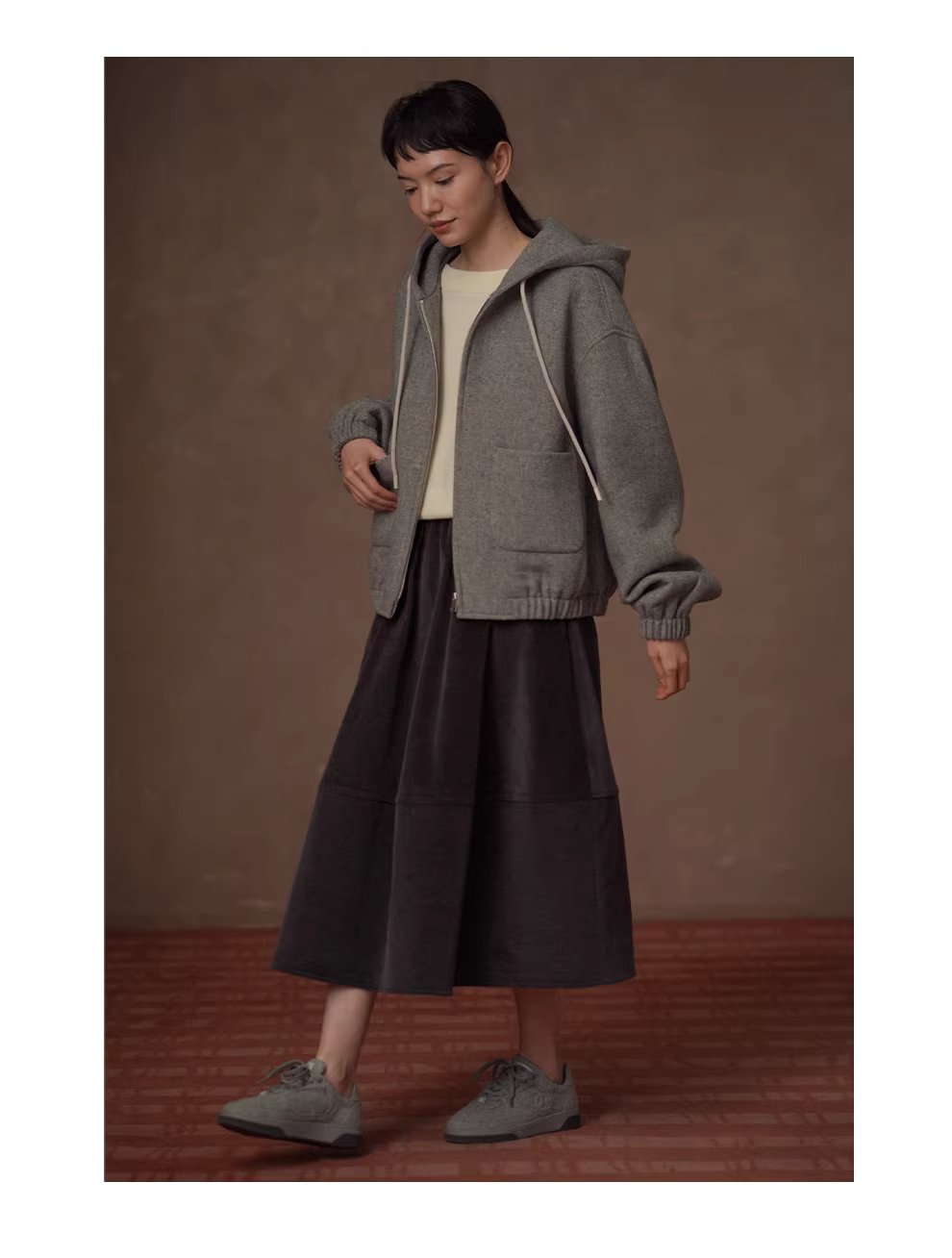 細膩坑條燈芯絨鬆緊高腰顯瘦分割剪裁通勤蓬蓬半身裙女,細膩坑條燈芯絨鬆緊高腰顯瘦分割剪裁通勤蓬蓬半身裙女,HBEW2041,細膩坑條燈芯絨鬆緊高腰顯瘦分割剪裁通勤蓬蓬半身裙女,蓬而不臃,燈芯絨