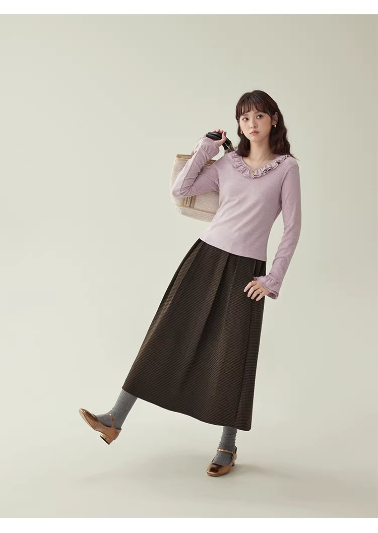 彩點荷葉邊v領厚T恤女冬季新款甜美打底長袖上衣,彩點荷葉邊v領厚T恤女冬季新款甜美打底長袖上衣,HBEW1186,彩點荷葉邊v領厚T恤女冬季新款甜美打底長袖上衣,荷葉邊領,彩點面料