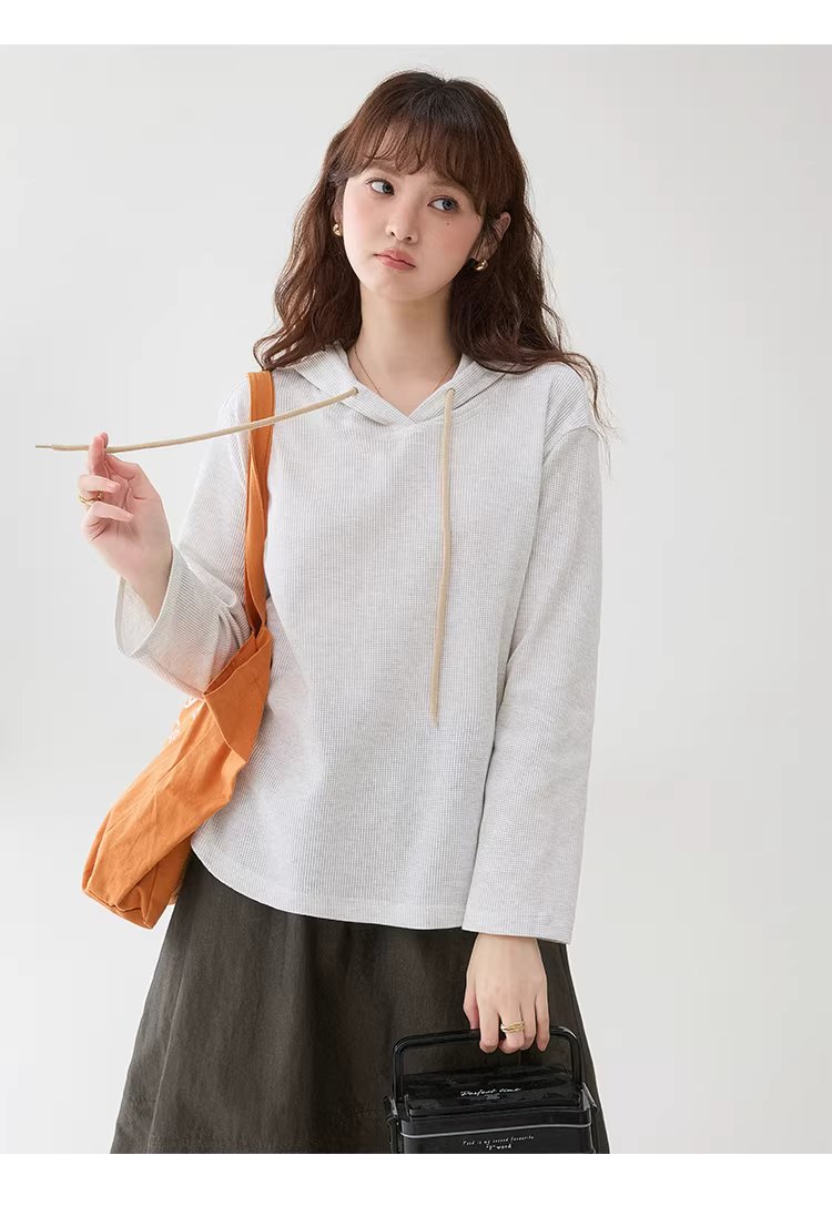 灰色華夫格連帽薄款T恤女春季新款通勤寬鬆上衣,灰色華夫格連帽薄款T恤女春季新款通勤寬鬆上衣,HBFS1004,灰色華夫格連帽薄款T恤女春季新款通勤寬鬆上衣,連帽上衣,華夫格