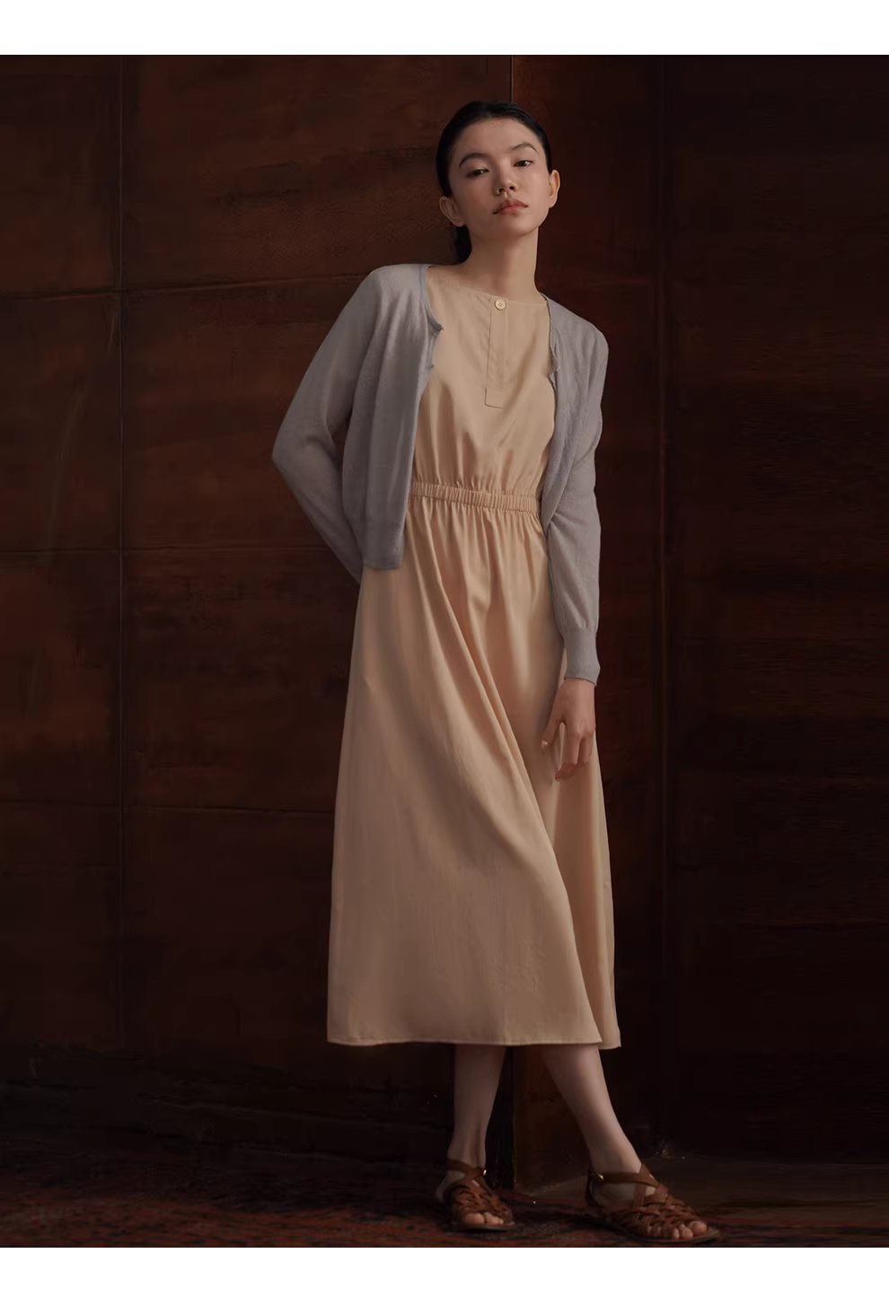 溫柔淡人洋裝顯瘦垂感簡約A字收腰短袖不挑人通勤洋裝,溫柔淡人洋裝顯瘦垂感簡約A字收腰短袖不挑人通勤洋裝,HBFS7013,溫柔淡人洋裝顯瘦垂感簡約A字收腰短袖不挑人通勤洋裝,柔滑啞光,優雅設計