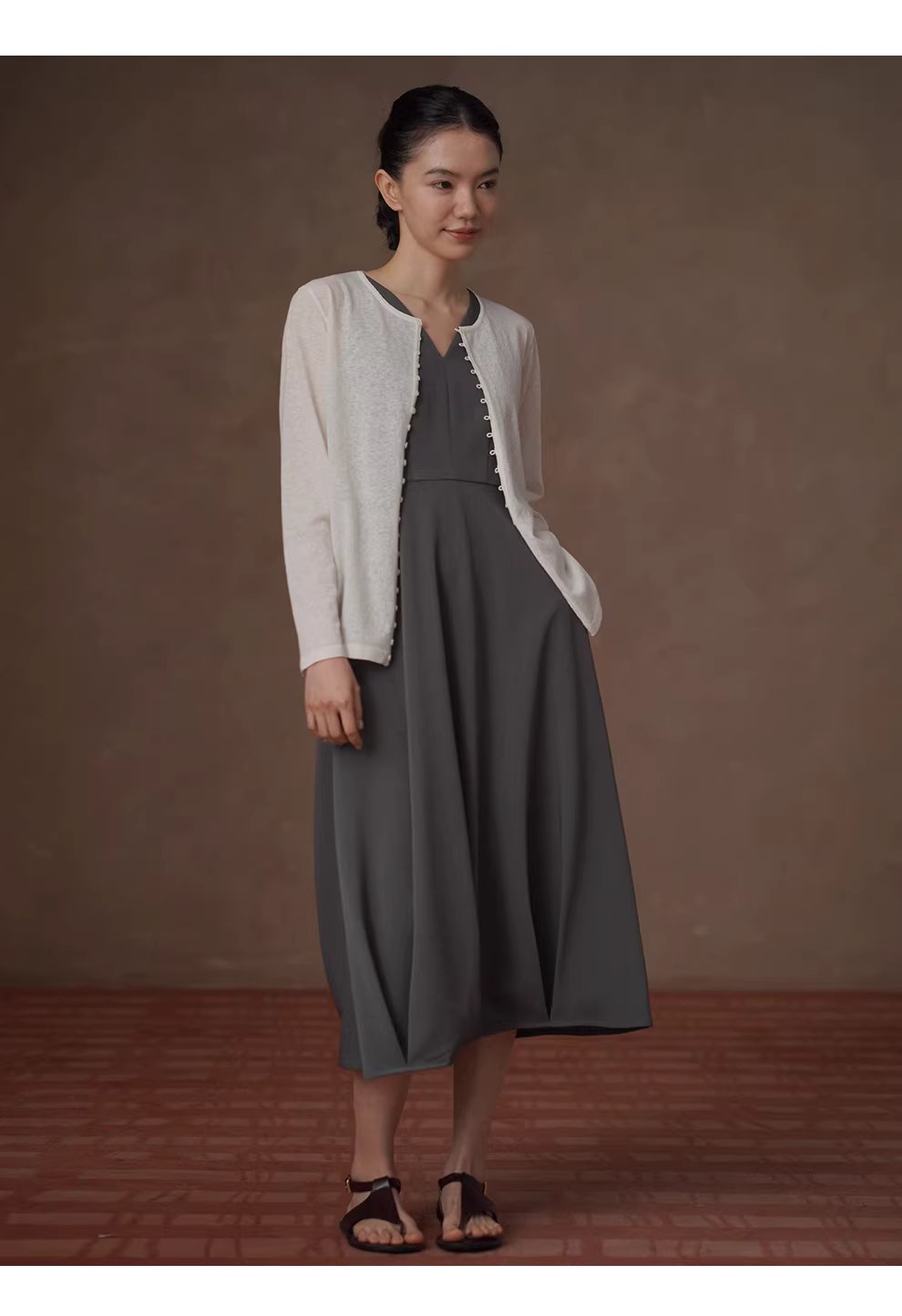 燕尾蝶優雅V領收腰挺括花苞下擺通勤顯瘦氣質背心洋裝,燕尾蝶優雅V領收腰挺括花苞下擺通勤顯瘦氣質背心洋裝,HBFS7024,燕尾蝶優雅V領收腰挺括花苞下擺通勤顯瘦氣質背心洋裝,挺版抗皺,A字修身