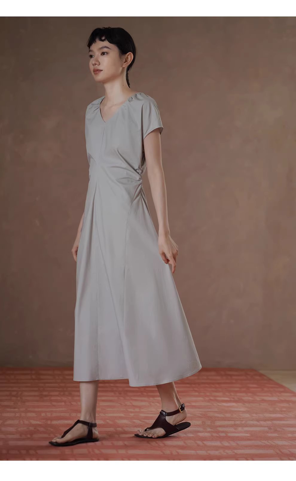 煙雨朦朧氣質洋裝V領捏褶收腰顯瘦立體分割洋裝女,煙雨朦朧氣質洋裝V領捏褶收腰顯瘦立體分割洋裝女,HBFS7038,煙雨朦朧氣質洋裝V領捏褶收腰顯瘦立體分割洋裝女,純棉親膚,高級慵懶