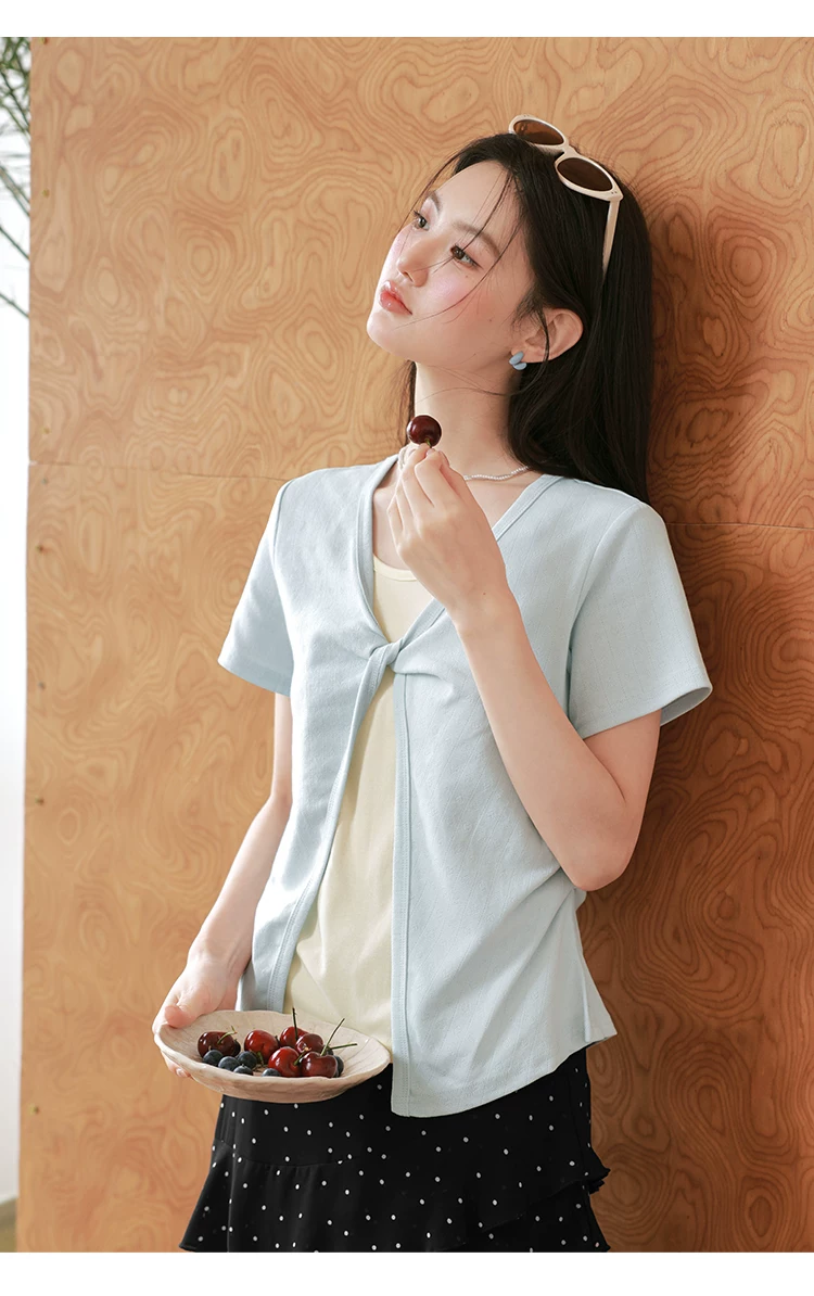 胖mm大尺碼夏裝正肩假兩件短袖T恤女2026新款設計感藍色上衣,胖mm大尺碼夏裝正肩假兩件短袖T恤女2026新款設計感藍色上衣,HBFS1321,胖mm大尺碼夏裝正肩假兩件短袖T恤女2026新款設計感藍色上衣,中大尺碼,假兩件式