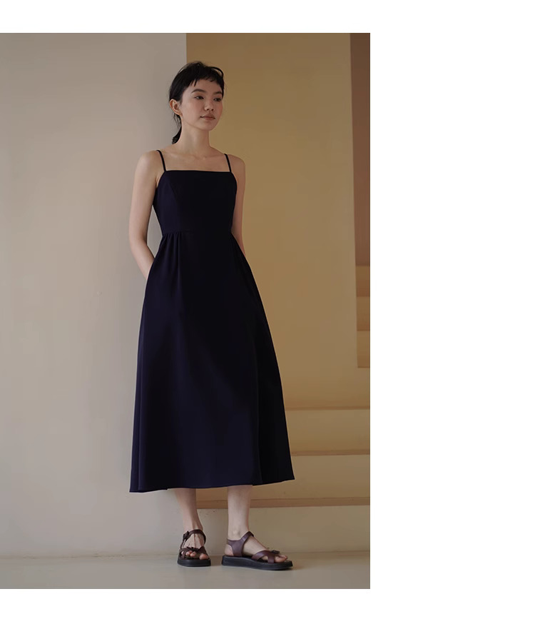 深冷調藏青吊帶裙高腰黃金分割顯瘦百搭通勤洋裝女