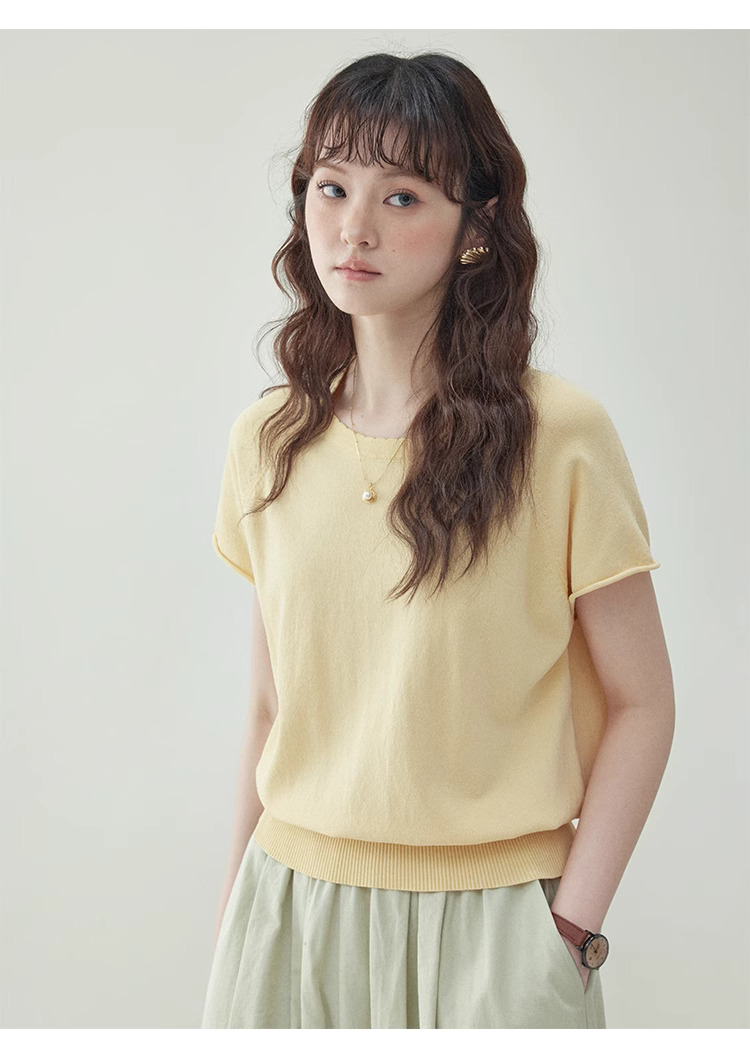 鵝黃色收腰捲邊針織衫女夏季新款插肩袖寬鬆上衣