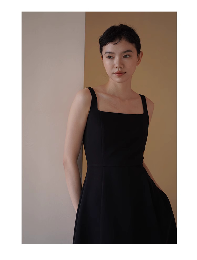 優雅赫本風小黑裙高腰分割拼接氣質方領背心A字洋裝女