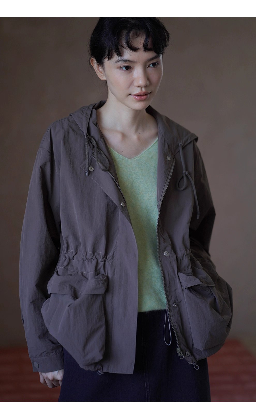 假期健行立體口袋設計抽繩收腰連帽寬鬆顯瘦沖風外套女