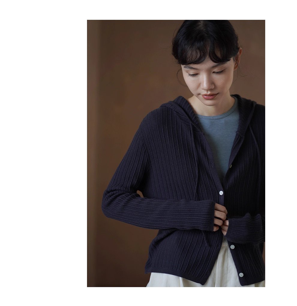 48支超細美利奴羊毛混紡顯瘦坑條織法寬鬆連帽針織開襟衫