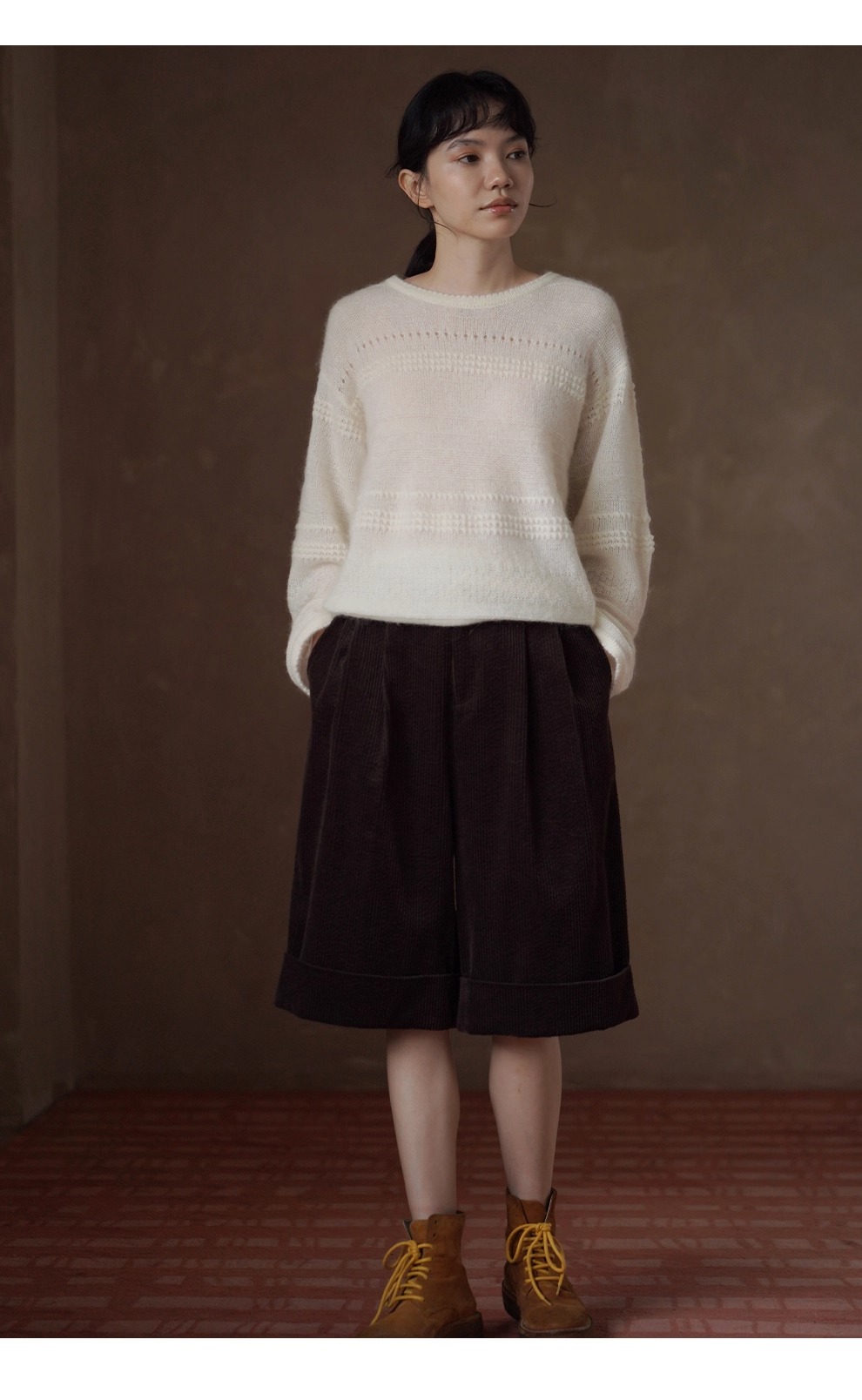 浪漫詩篇唯美重工鉤花馬海毛綿羊毛混紡圓領寬鬆毛衣女