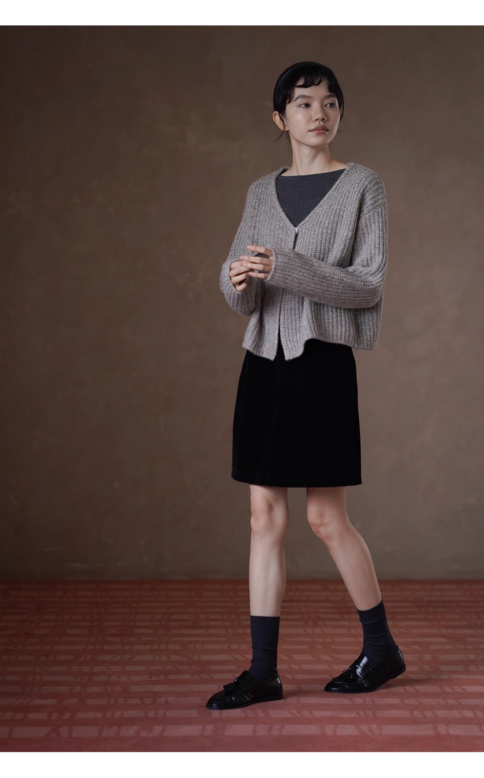 立體復古粗棒針織毛衣高比例羊毛混紡柔軟氛圍V領短外套