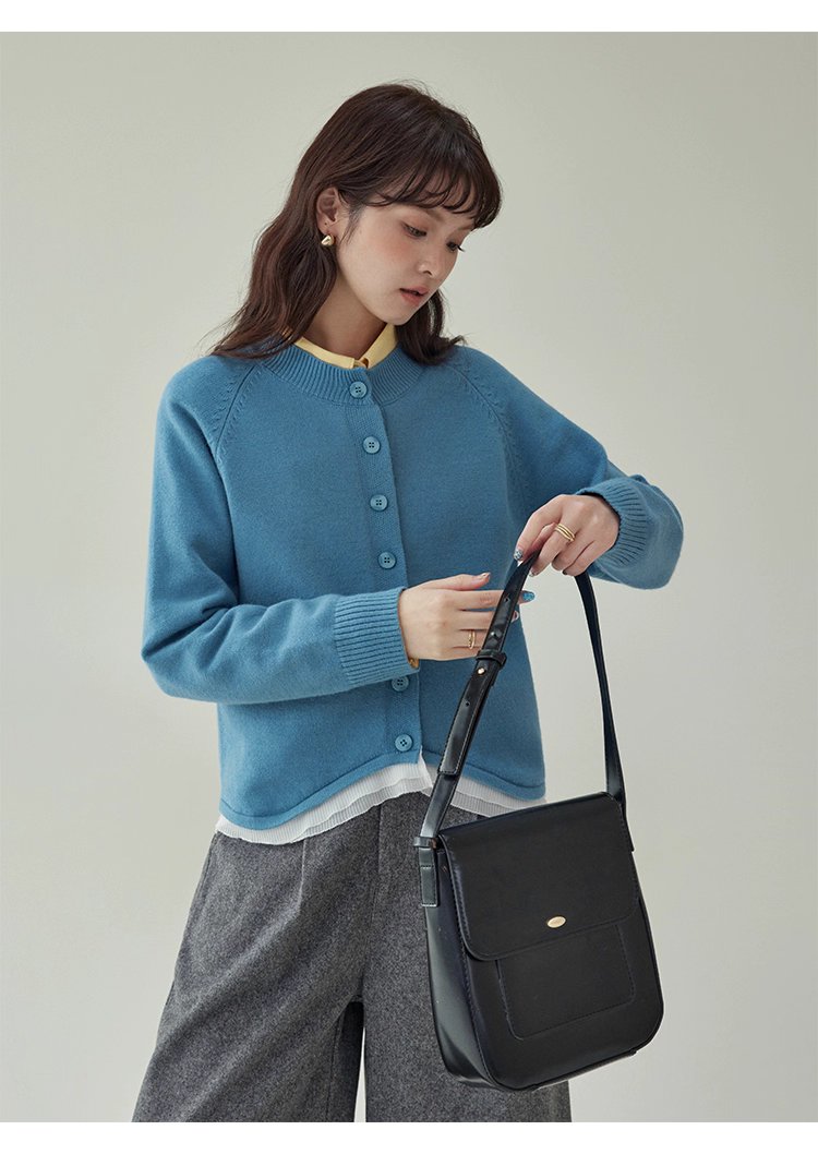 拼接蕾絲下擺藍色針織衫女秋季新款紐帶長袖上衣