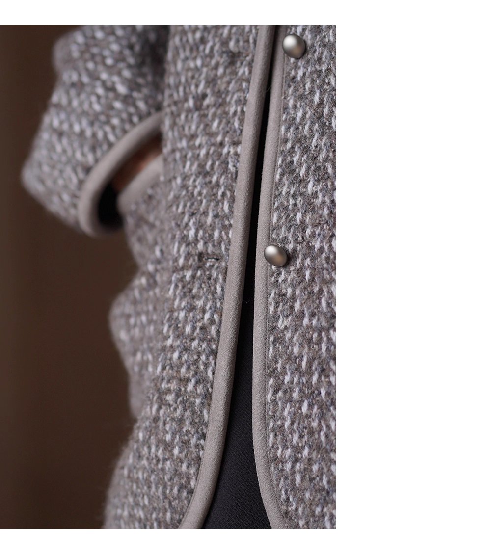 桑蠶絲綿羊毛混紡編織香香肌理寬鬆輪廓一手長夾棉大衣,桑蠶絲綿羊毛混紡編織香香肌理寬鬆輪廓一手長夾棉大衣,HBEW5095,桑蠶絲綿羊毛混紡編織香香肌理寬鬆輪廓一手長夾棉大衣,小香編織,羊毛混紡