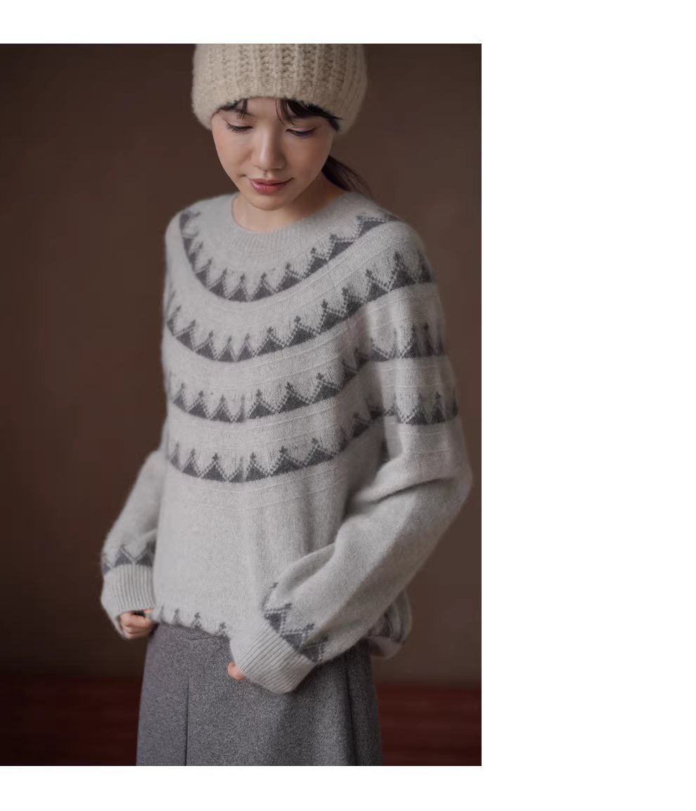復古費爾島提花氛圍感柔軟羊毛浣熊混紡圓領寬鬆毛衣女