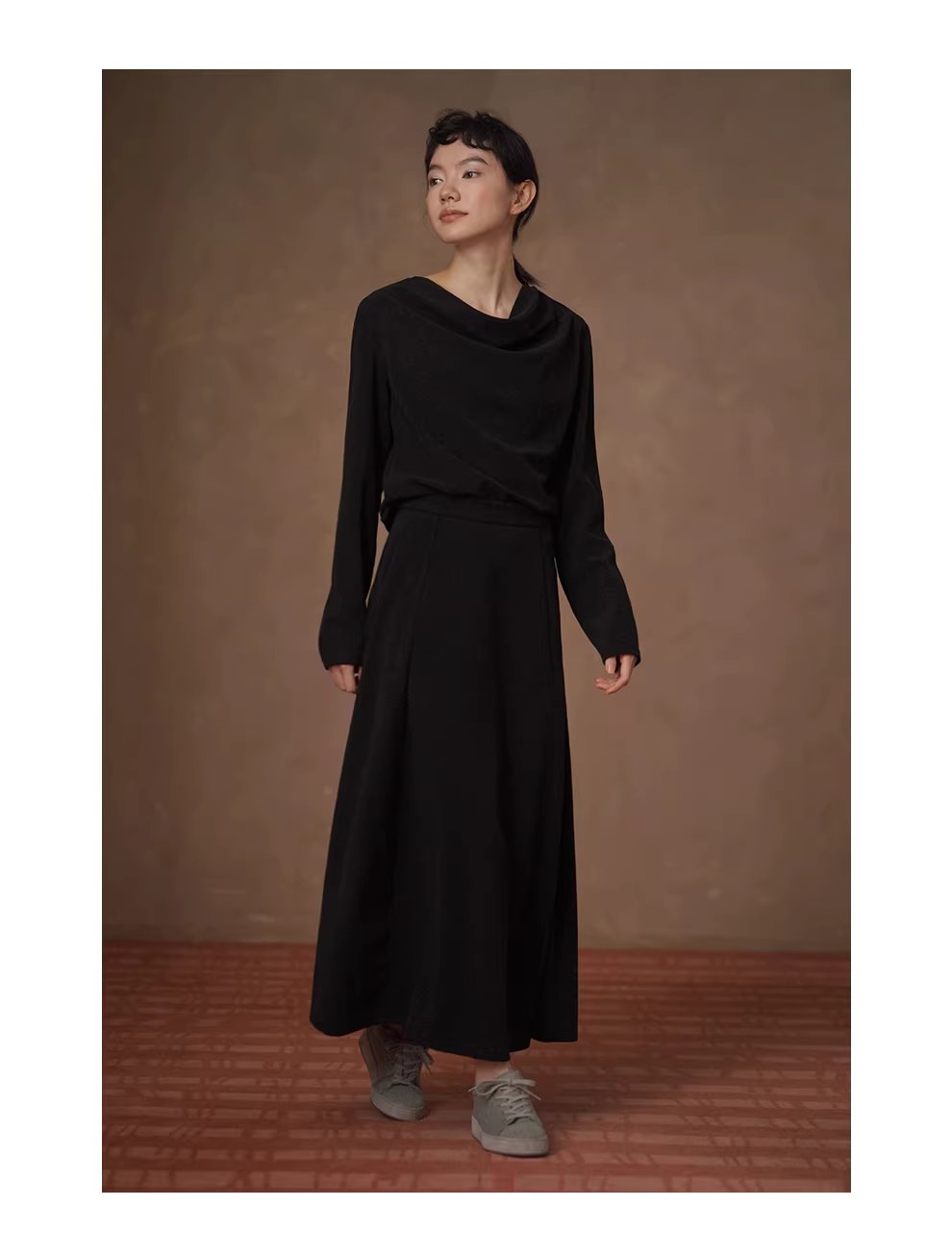 素描畫室鬆弛感蕩領長袖套裝軟糯顯瘦大裙擺通勤半裙女,素描畫室鬆弛感蕩領長袖套裝軟糯顯瘦大裙擺通勤半裙女,HBEW7062,素描畫室鬆弛感蕩領長袖套裝軟糯顯瘦大裙擺通勤半裙女,兩件式套裝,蕩領設計